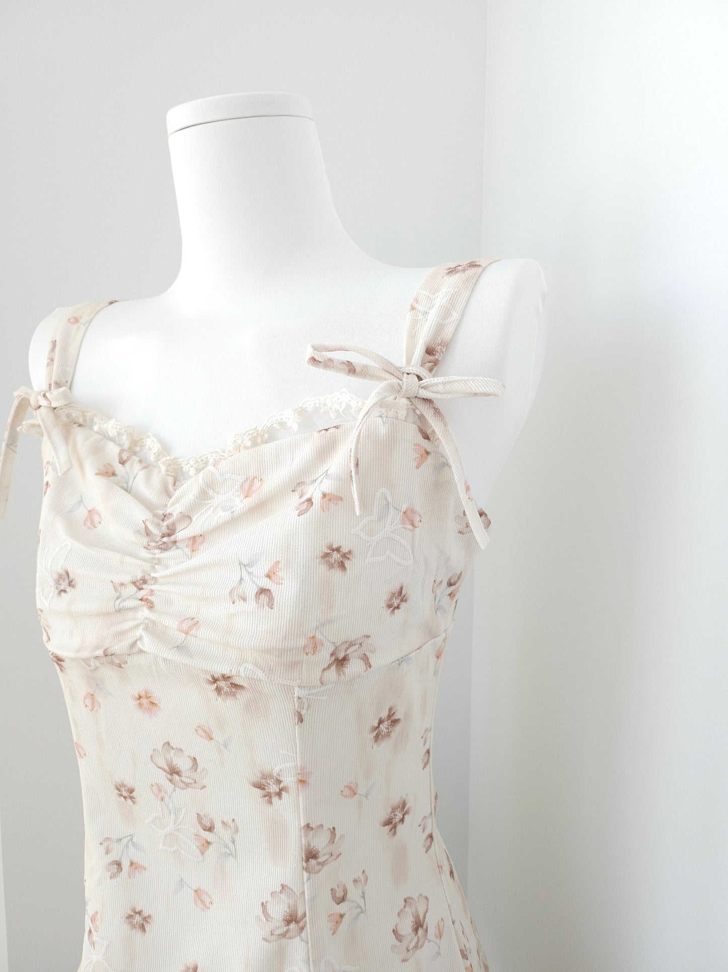 Blossom Belle beige dress