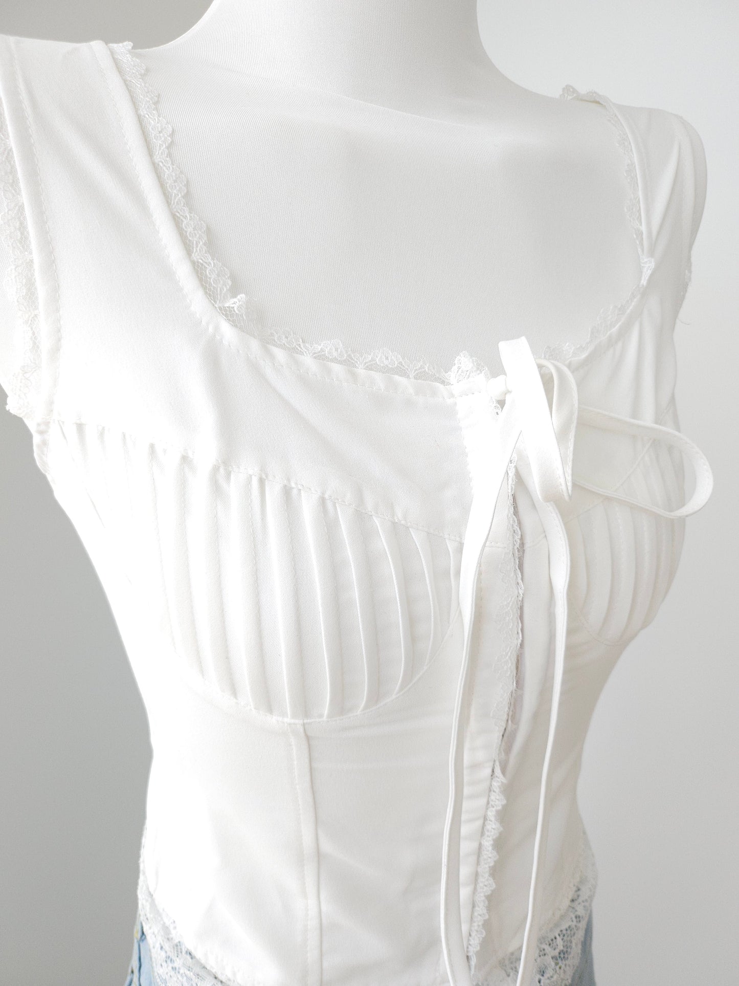 Pippa white top