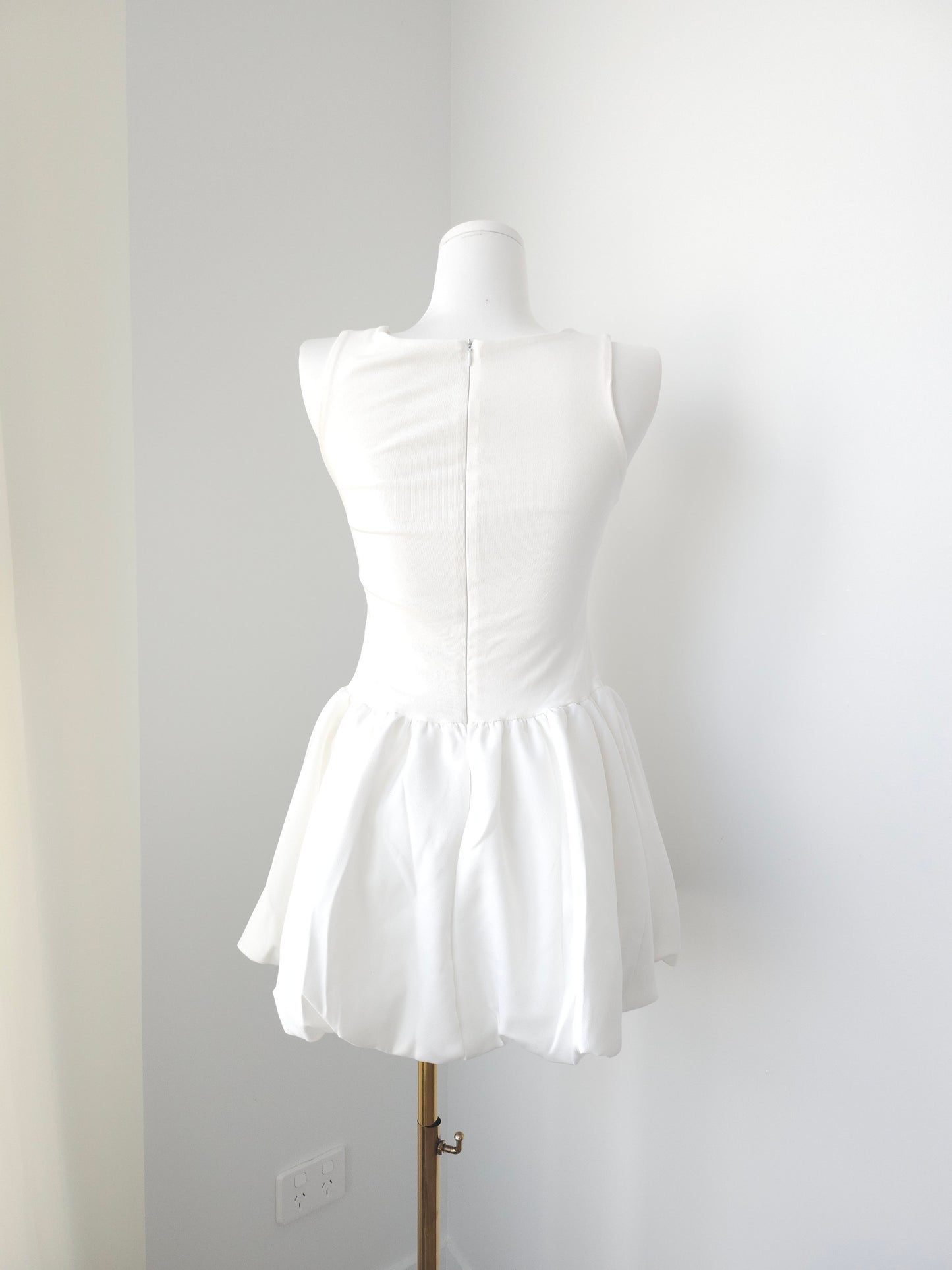 Midnight Muse white