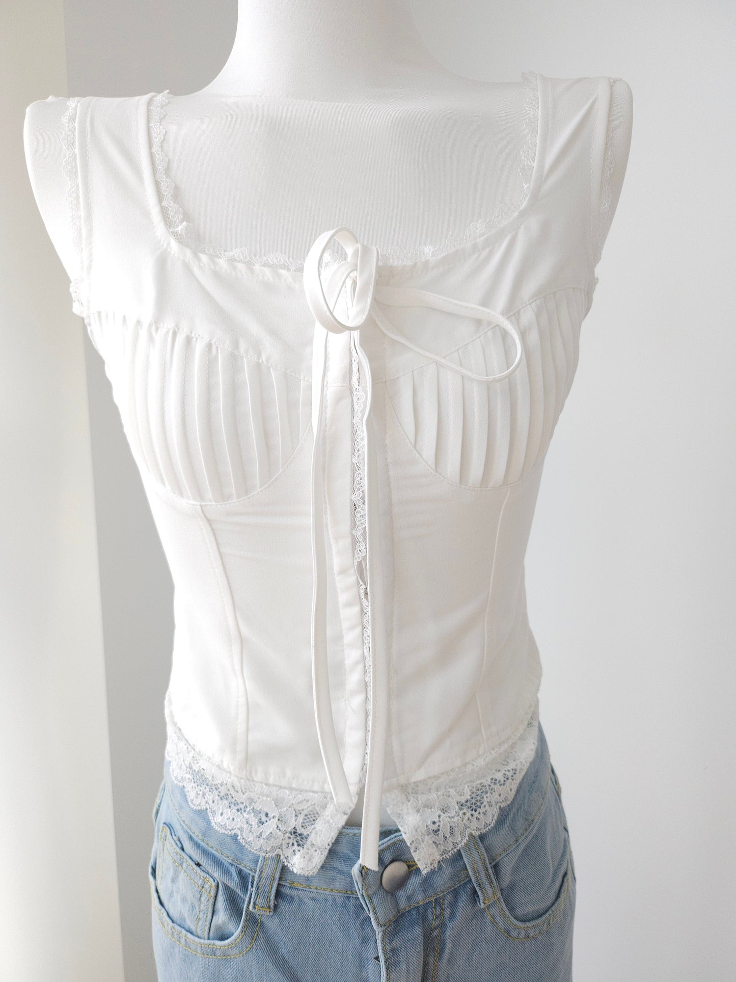 Pippa white top