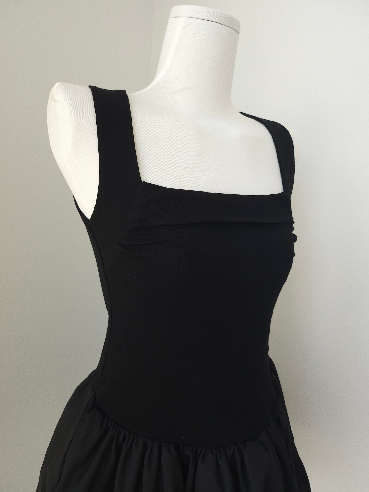Midnight Muse Black