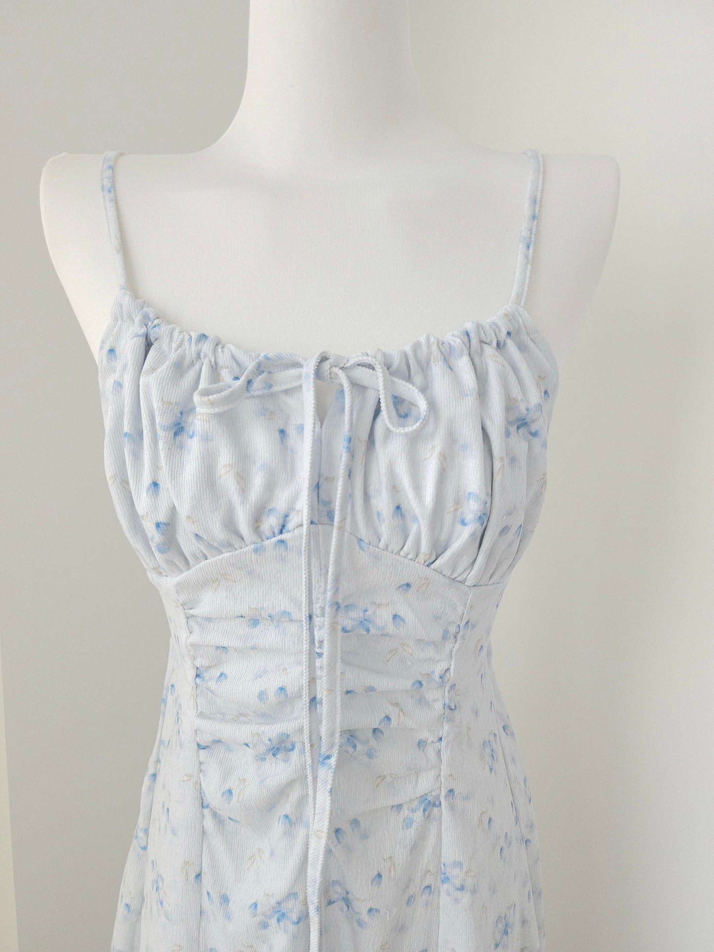 Floral Serenade Blue