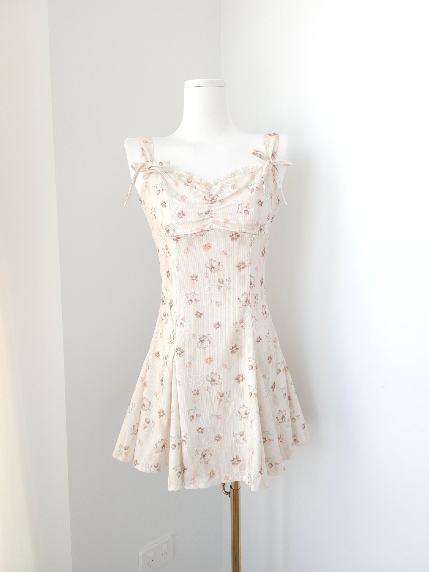 Blossom Belle beige dress