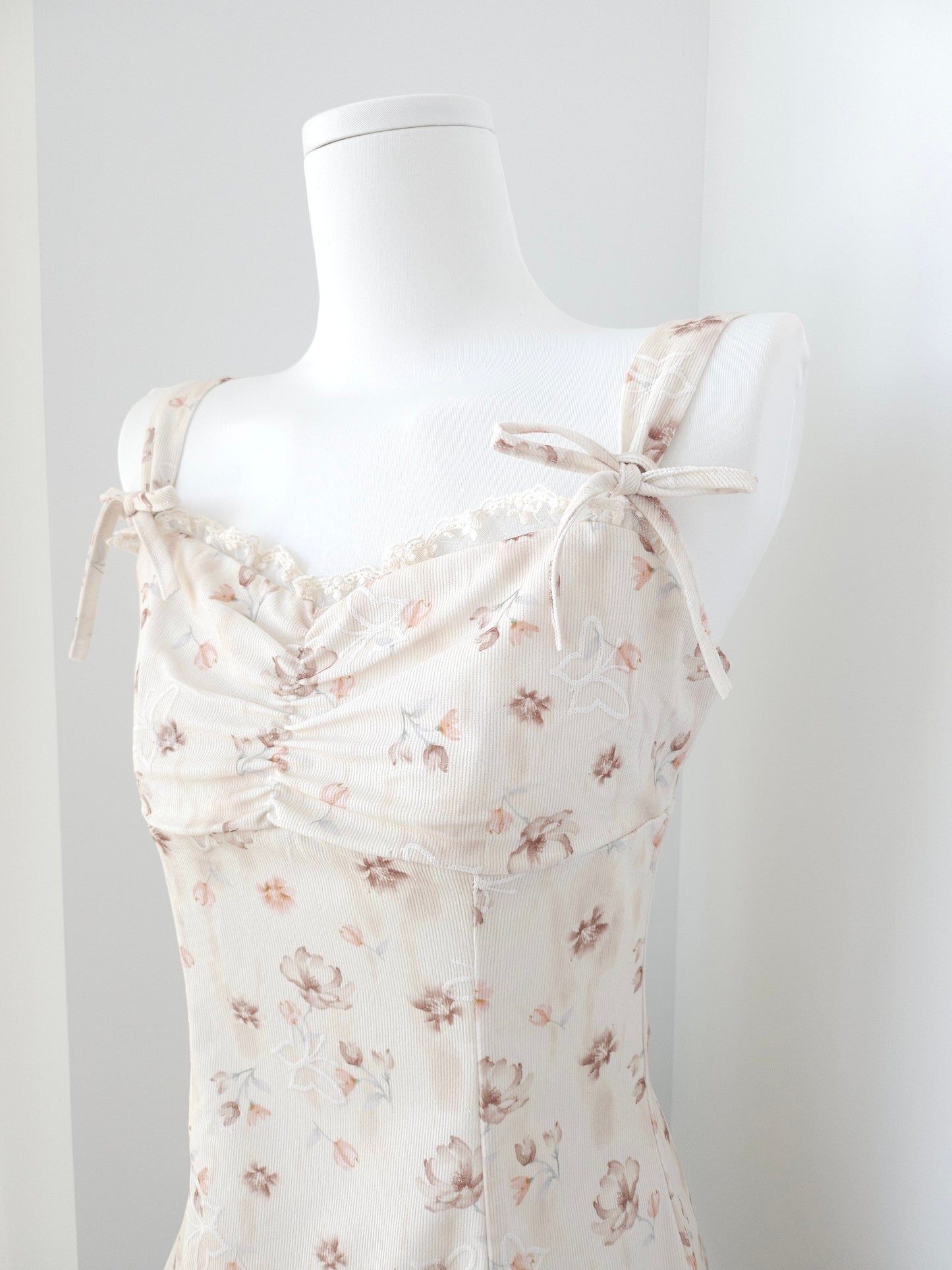 Blossom Belle beige dress