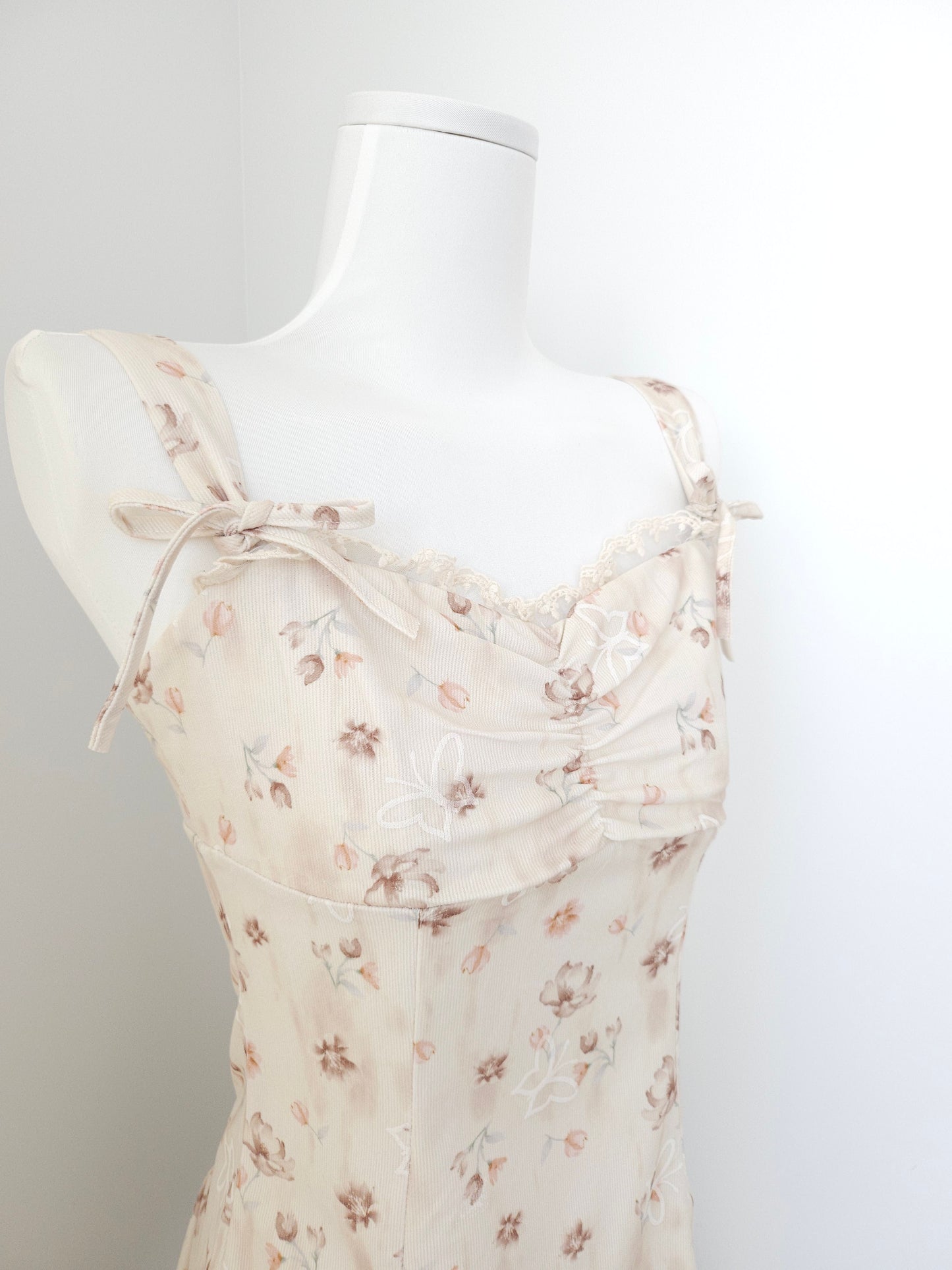 Blossom Belle beige dress