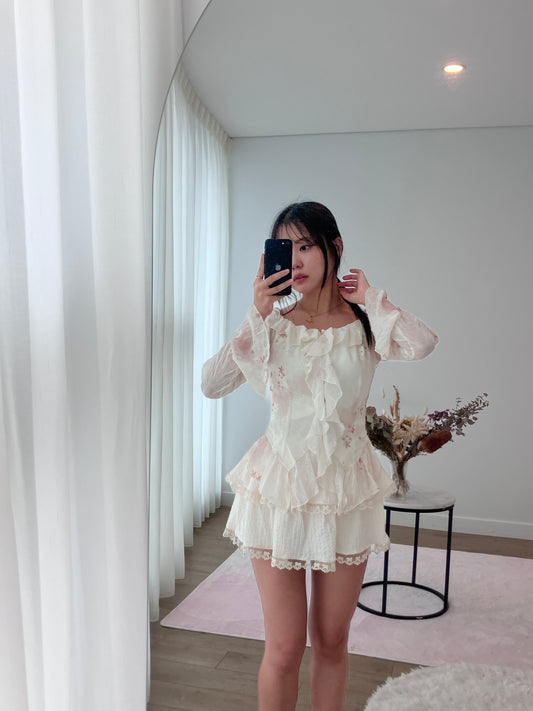 Ivory Ruffle Bloom Blouse