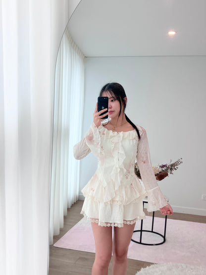 Ivory Ruffle Bloom Blouse