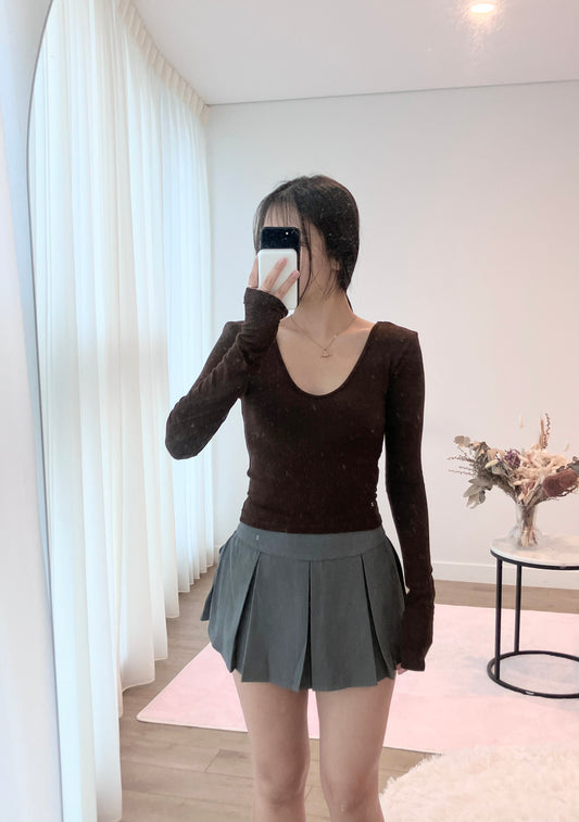 Soft U-Neck Slim Tee Brown