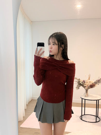 Sweetheart Off-Shoulder Knit Red