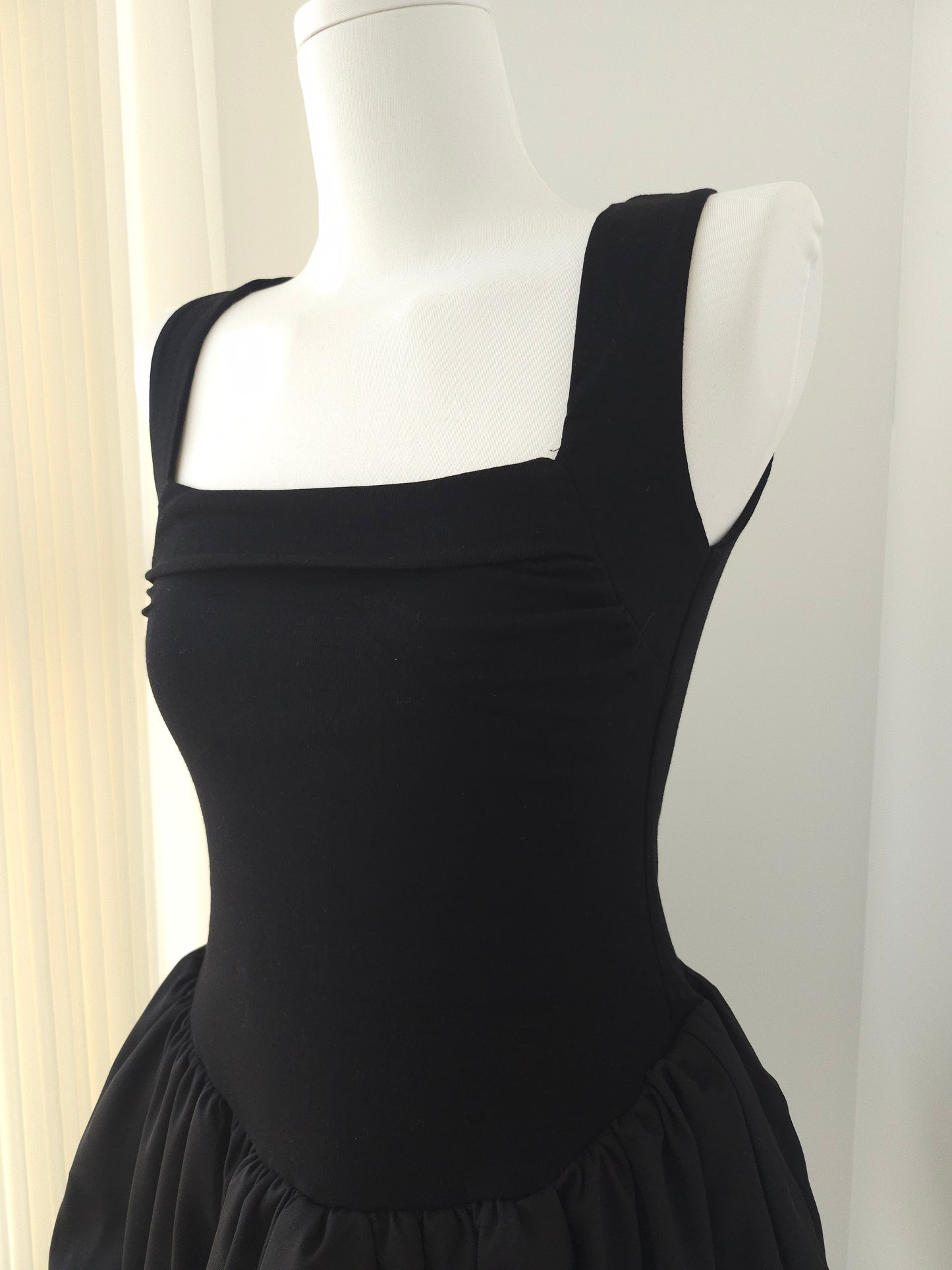 Midnight Muse Black