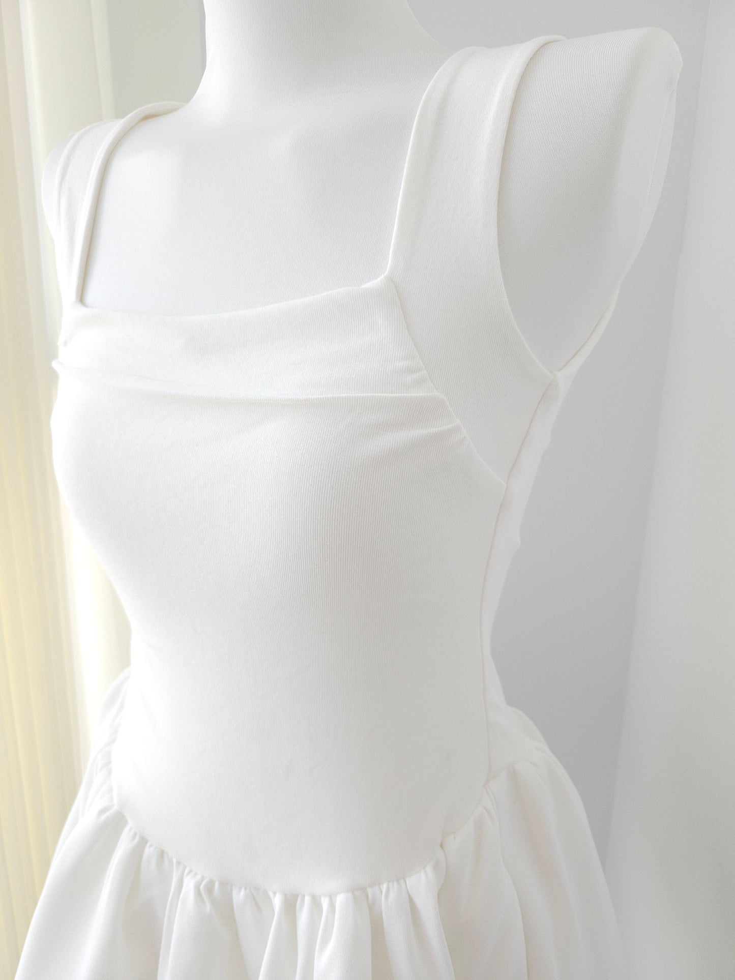 Midnight Muse white