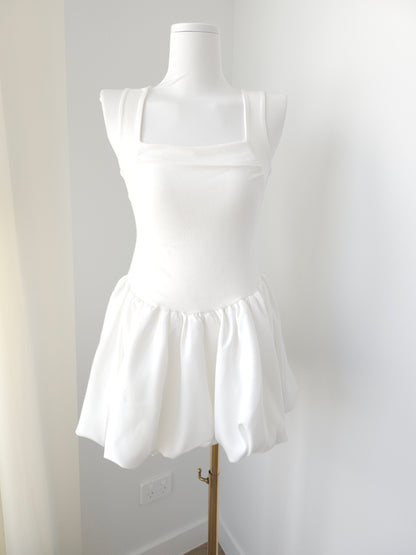 Midnight Muse white